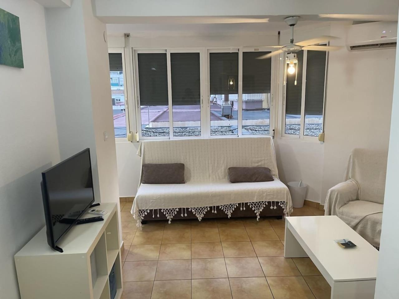Apartamento Centrico Plazamar 4 Piscina Torre Del Mar Zewnętrze zdjęcie