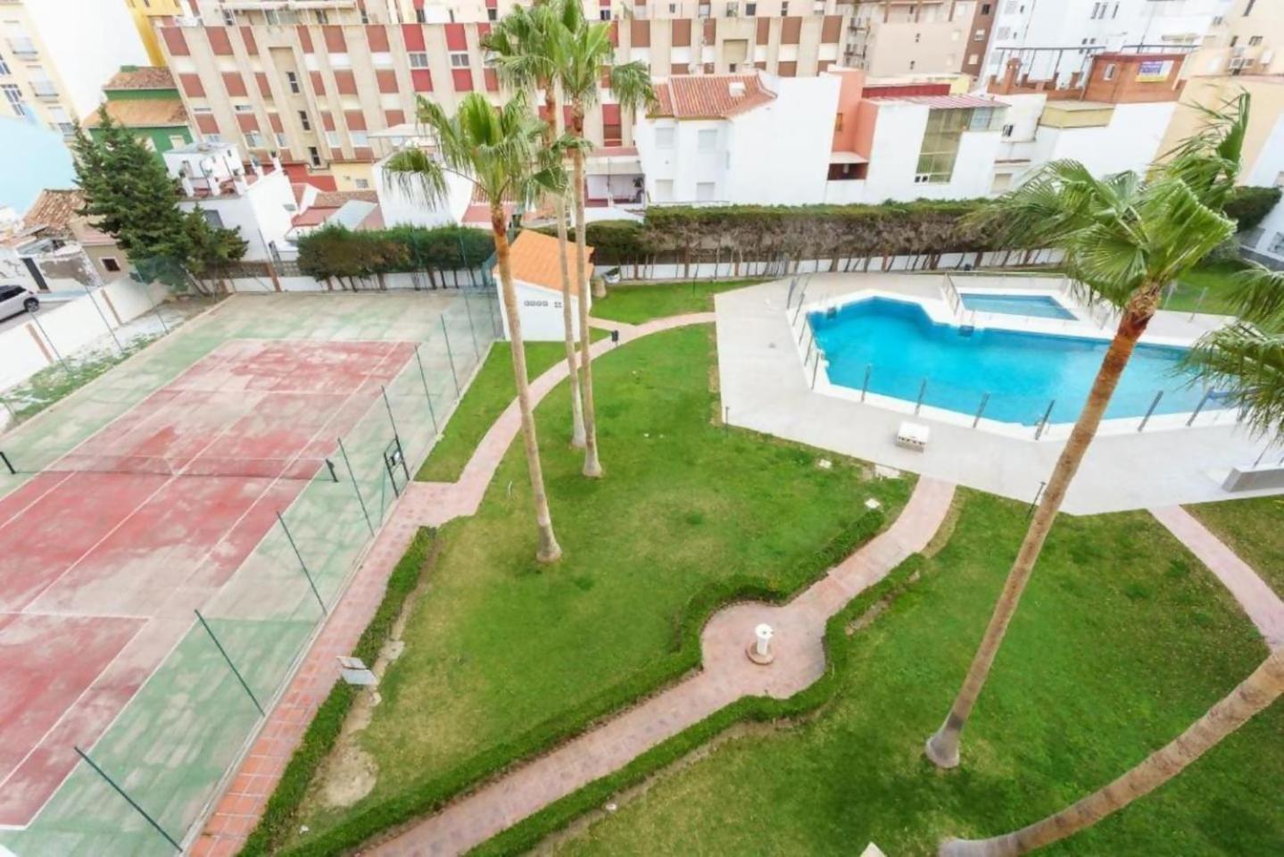 Apartamento Centrico Plazamar 4 Piscina Torre Del Mar Zewnętrze zdjęcie